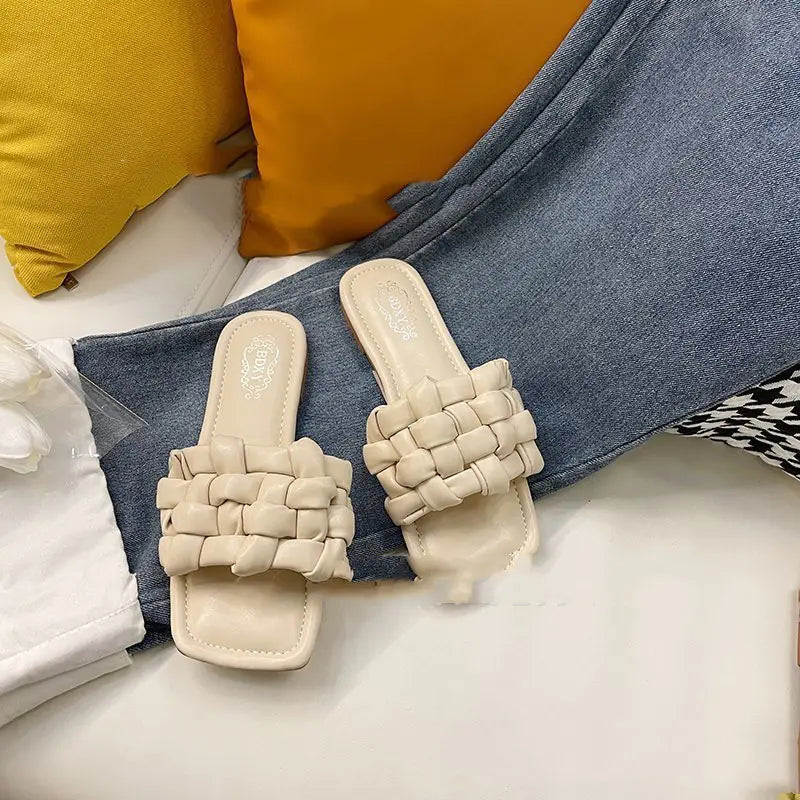 Comfortable Flat-Bottom Fashion Sandals and Slippers