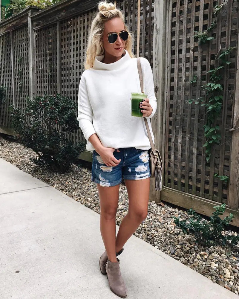 Loose-Fit Long Sleeve Sweater