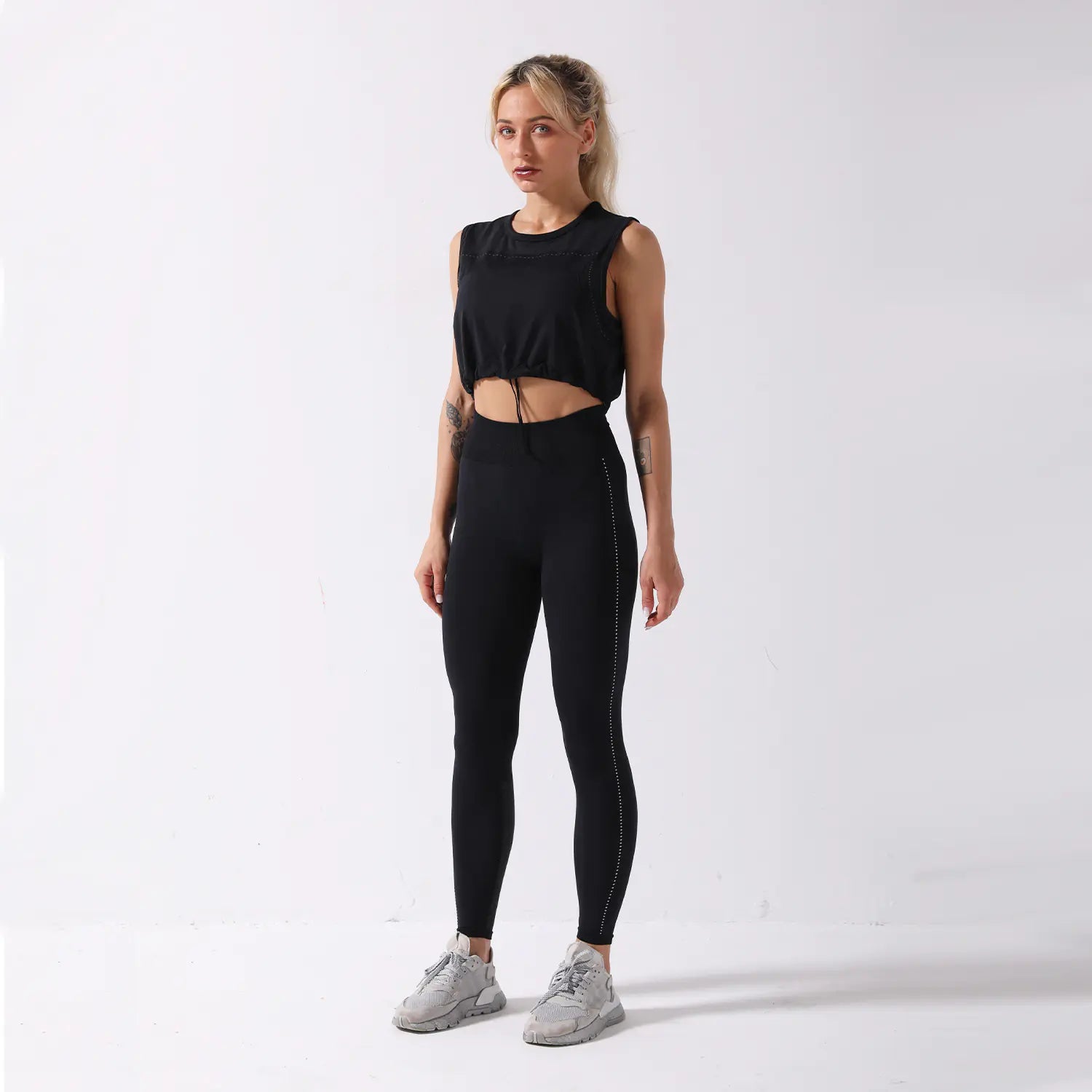 Seamless Yoga Set with Sleeveless Top and Leggings