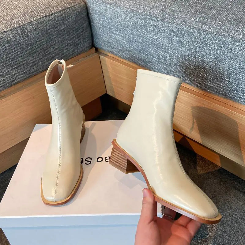 Retro Thick Heel Leather Chelsea Boots