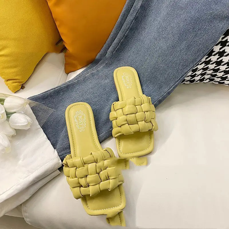 Comfortable Flat-Bottom Fashion Sandals and Slippers