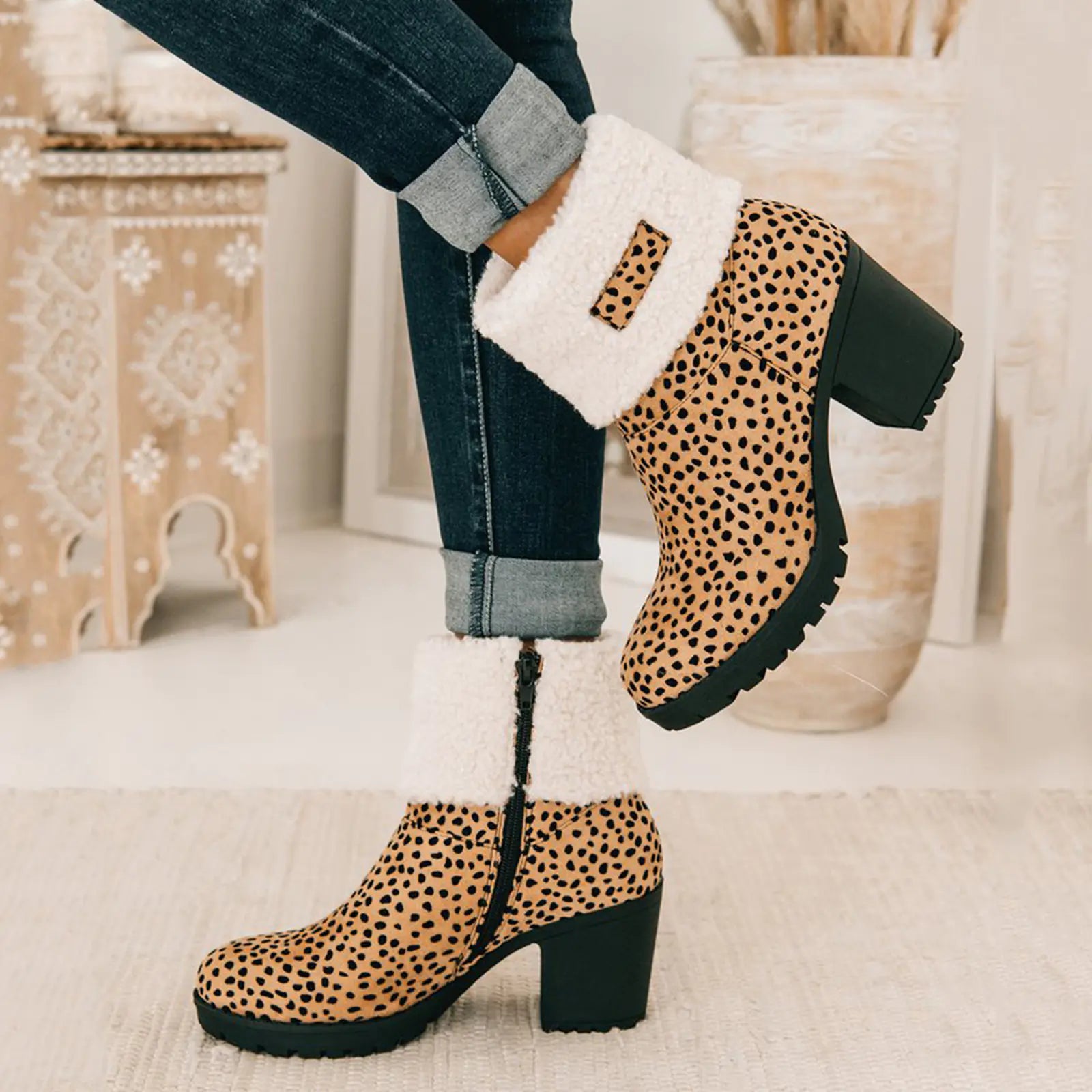 Women's Short Boots with Cozy Wool Lining